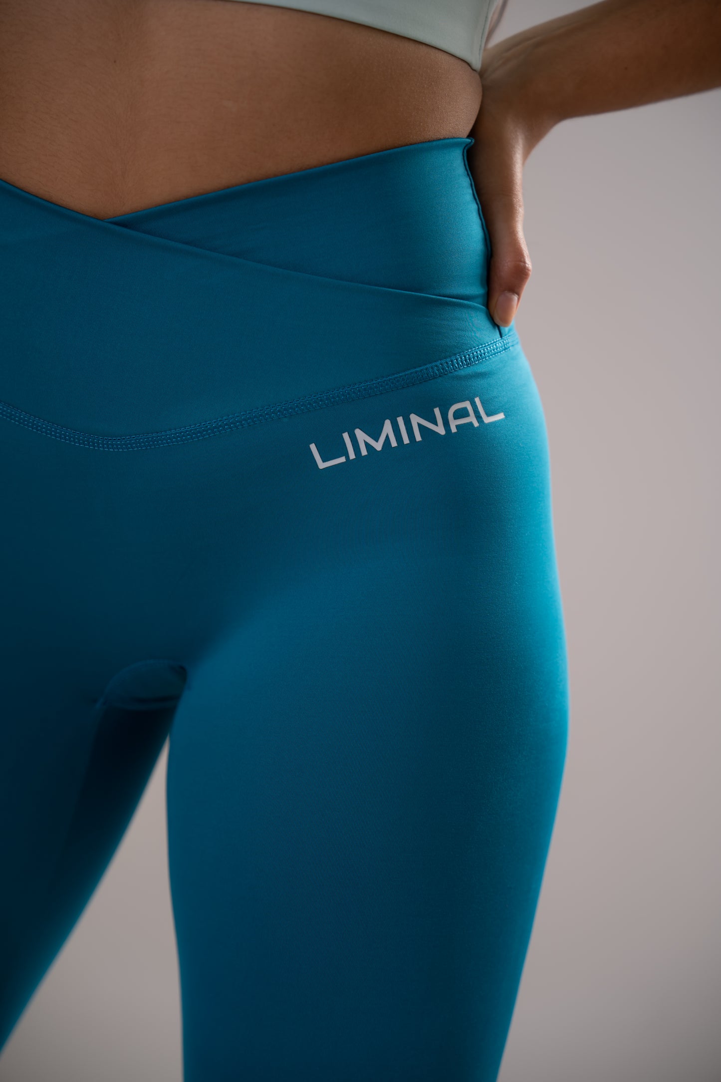Legging Waves Teal - Sin bolsillos